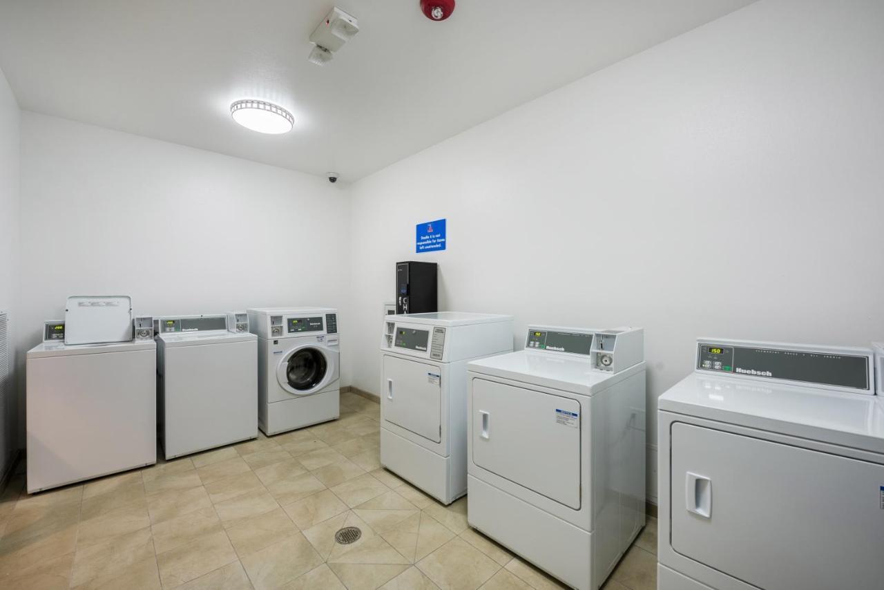 Studio 6-Mccarran, Nv - Sparks - Tahoe - Reno Industrial Center Clark Luaran gambar
